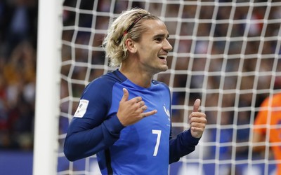 艾尚体育精华-乌克兰队惨败后全队道歉